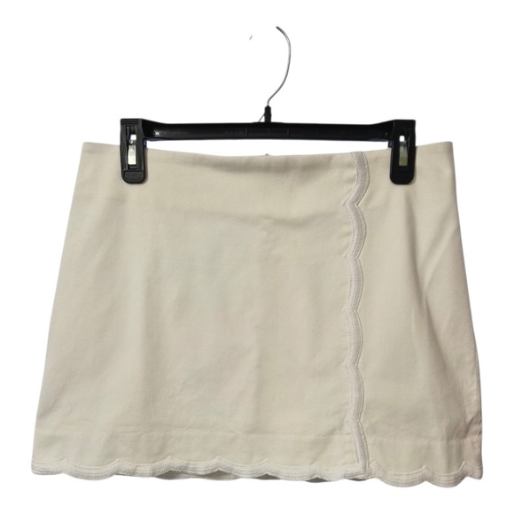 Lilly Pulitzer Dresses & Skirts - Lilly Pulitzer Michelina Mini Skort White Scallop‎ Trim Golf Tennis Size 6